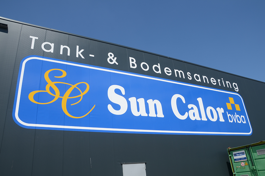 Bedrijf voor sanering en tanksanering: Sun Calor te Mol (Antwerpen)